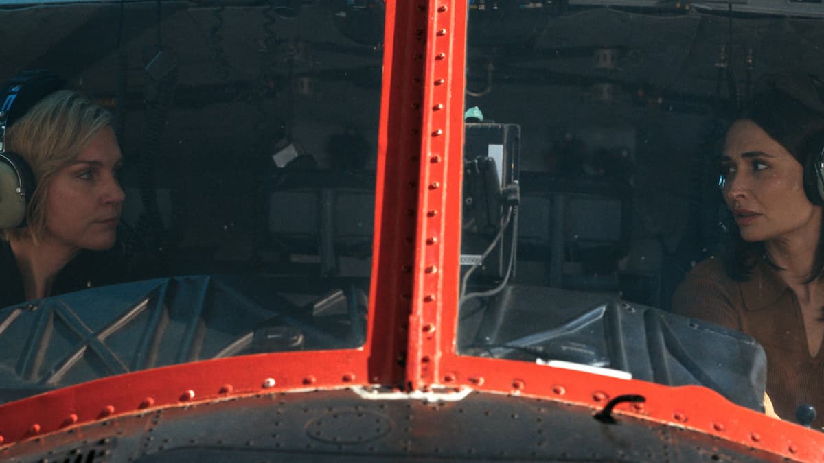 Two women in a helicopter in Pluribus.